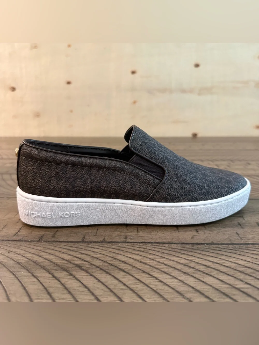 New Michael Kors Heaton Slip-On Sneakers Brown Size 7 w/box